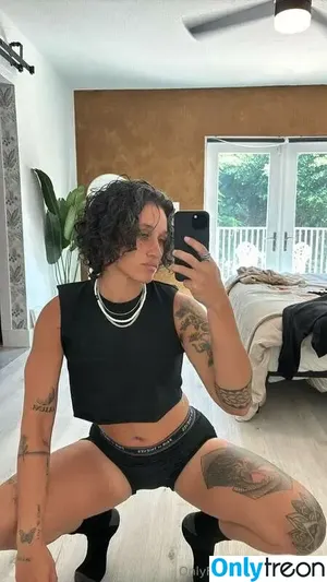  nude photo #0007