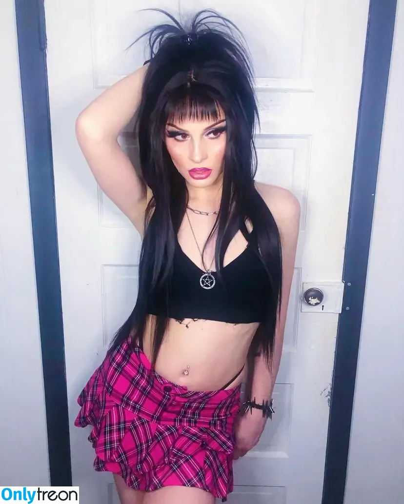 TayTay nude photo #0057 (Tayytheslayy / taytay73)
