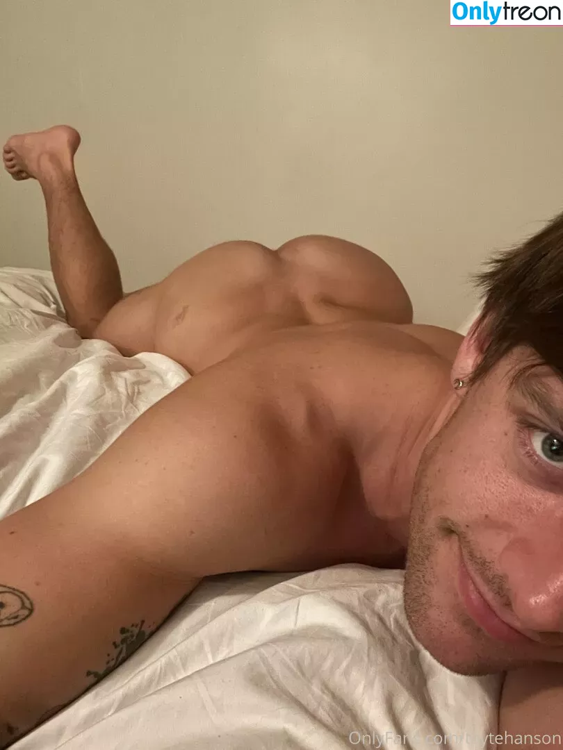 taytehanson голая photo #0093 (taytehanson)