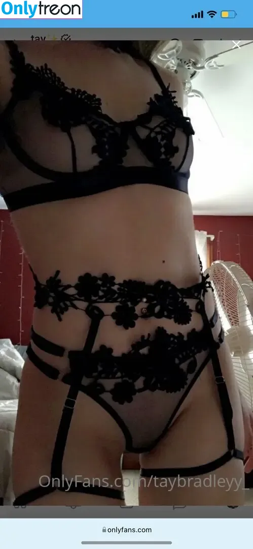 Tayybxbe nude photo #0016 (tayxbby)