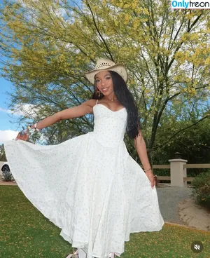 Teala Dunn / tlyteala / ttlyteala nude photo #0465