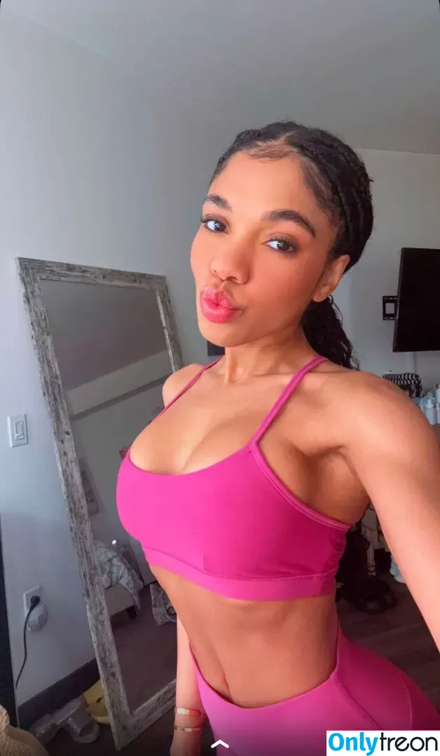 Teala Dunn nude photo #0416 (tlyteala / ttlyteala)