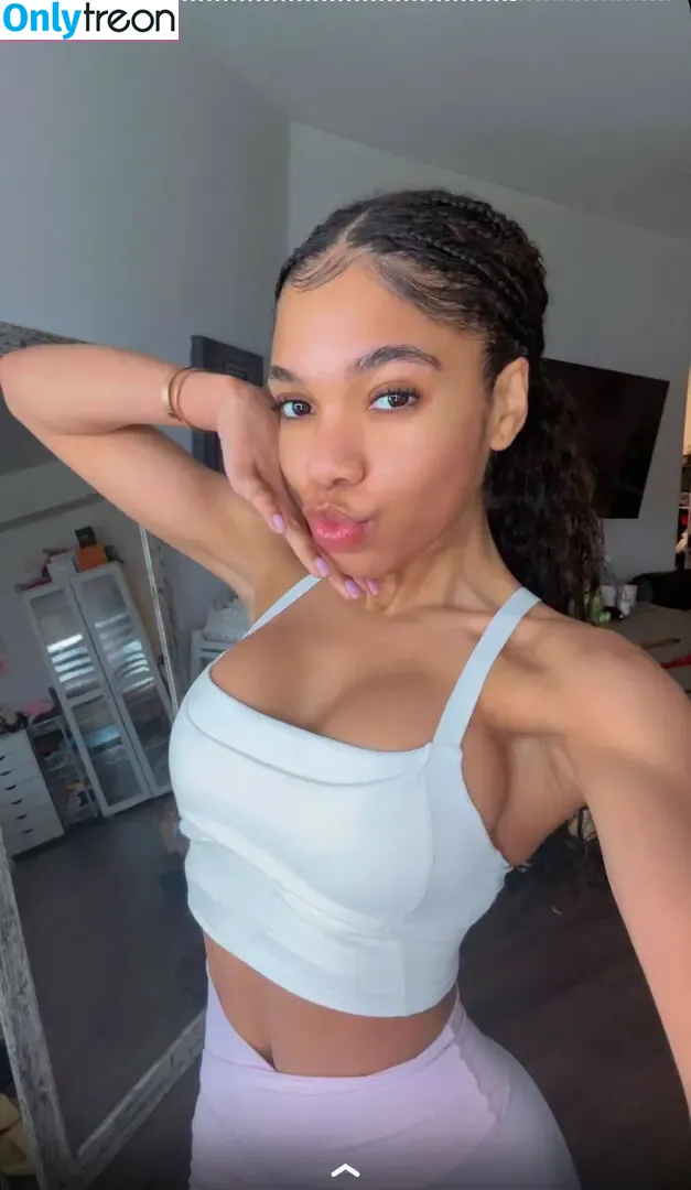 Teala Dunn nude photo #0422 (tlyteala / ttlyteala)