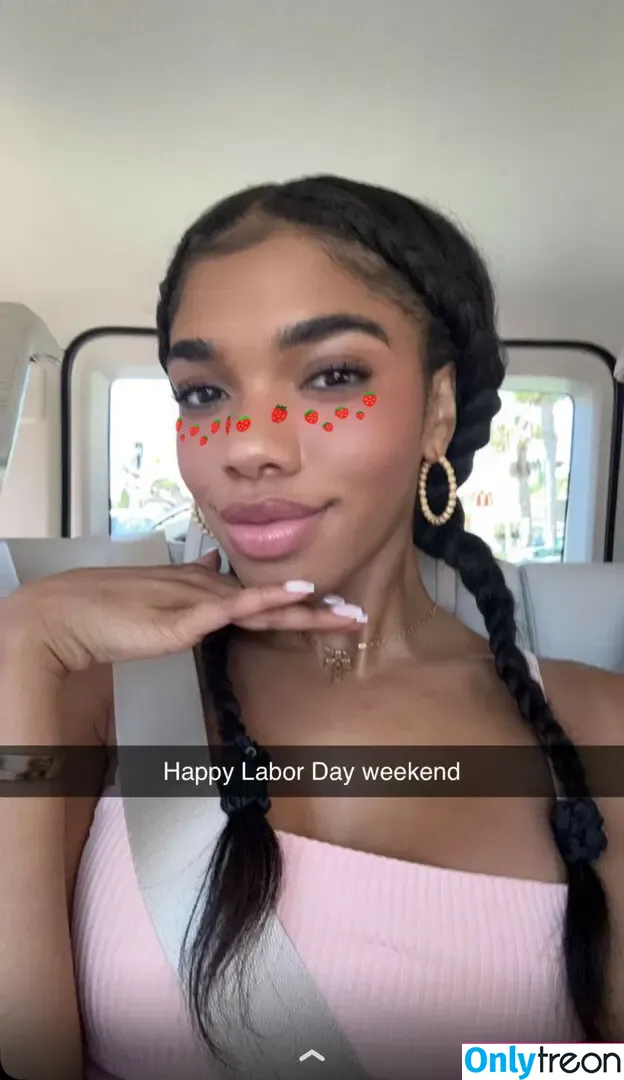 Teala Dunn nude photo #0521 (tlyteala / ttlyteala)