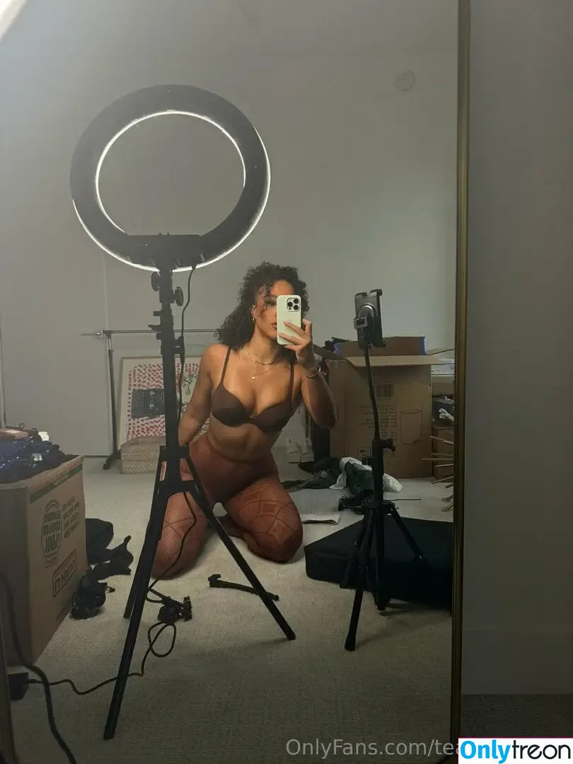 teannatrump nude photo #0235 (itsteannatrump)