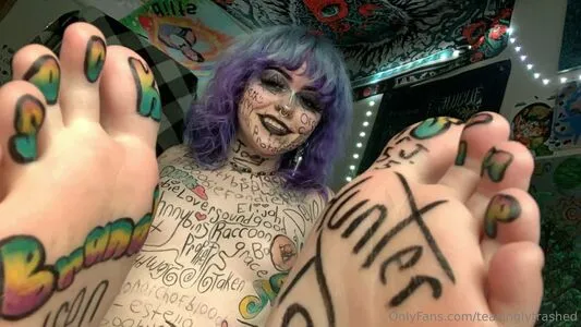 teasinglytrashed / sheiscelestee фото голая #0118