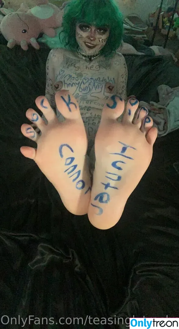 teasinglytrashed голая photo #0020 (sheiscelestee)
