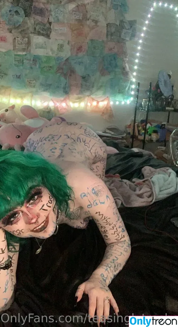 teasinglytrashed голая photo #0031 (sheiscelestee)