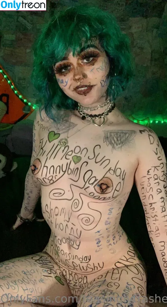 teasinglytrashed голая photo #0094 (sheiscelestee)
