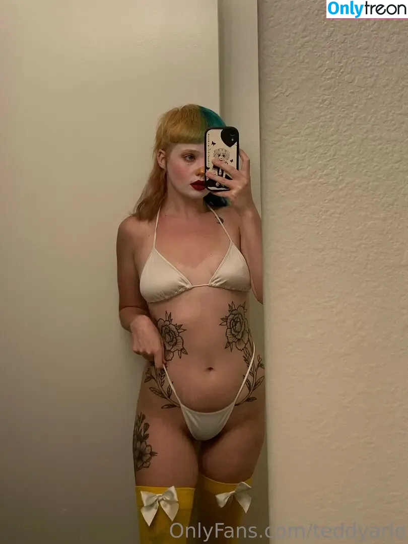 teddyarlo nude photo #0032 (teddyarlo_)