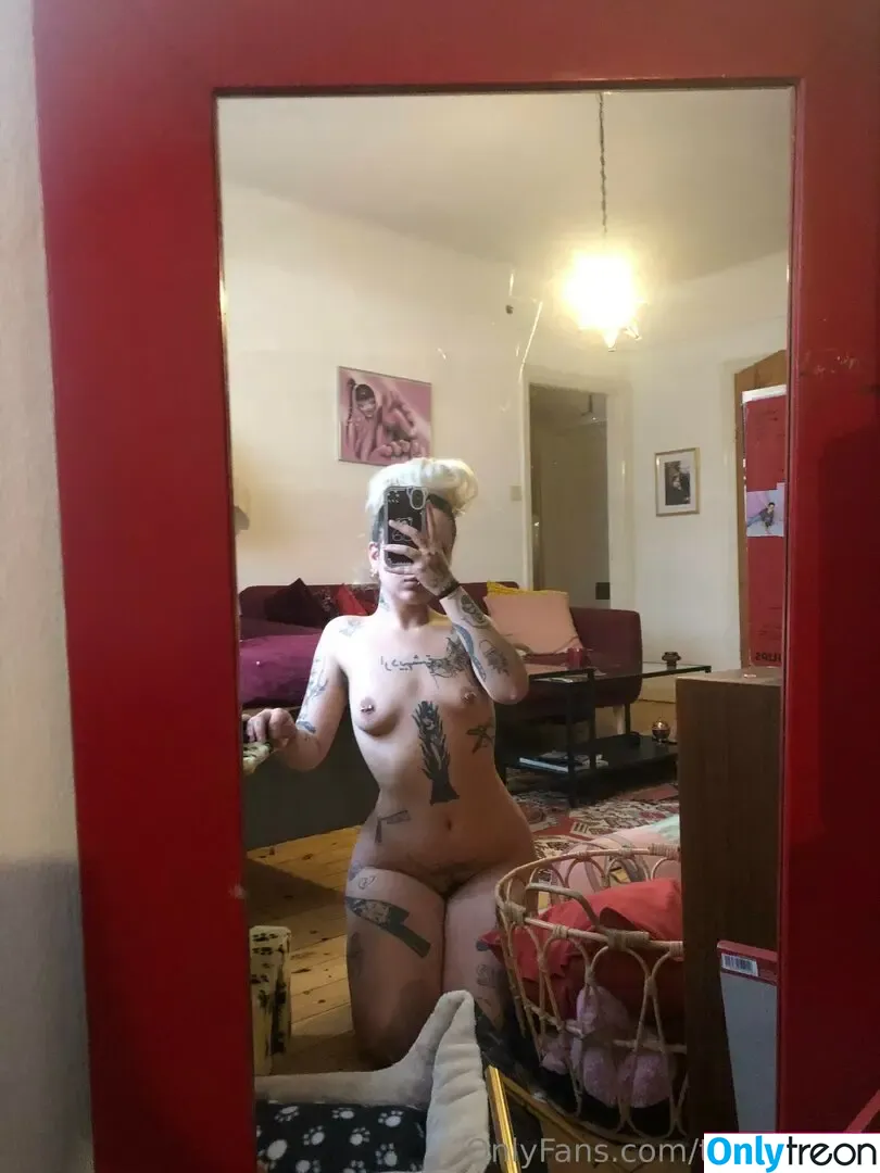 tee_mon3y nude photo #0040 (tee_mon3y_)