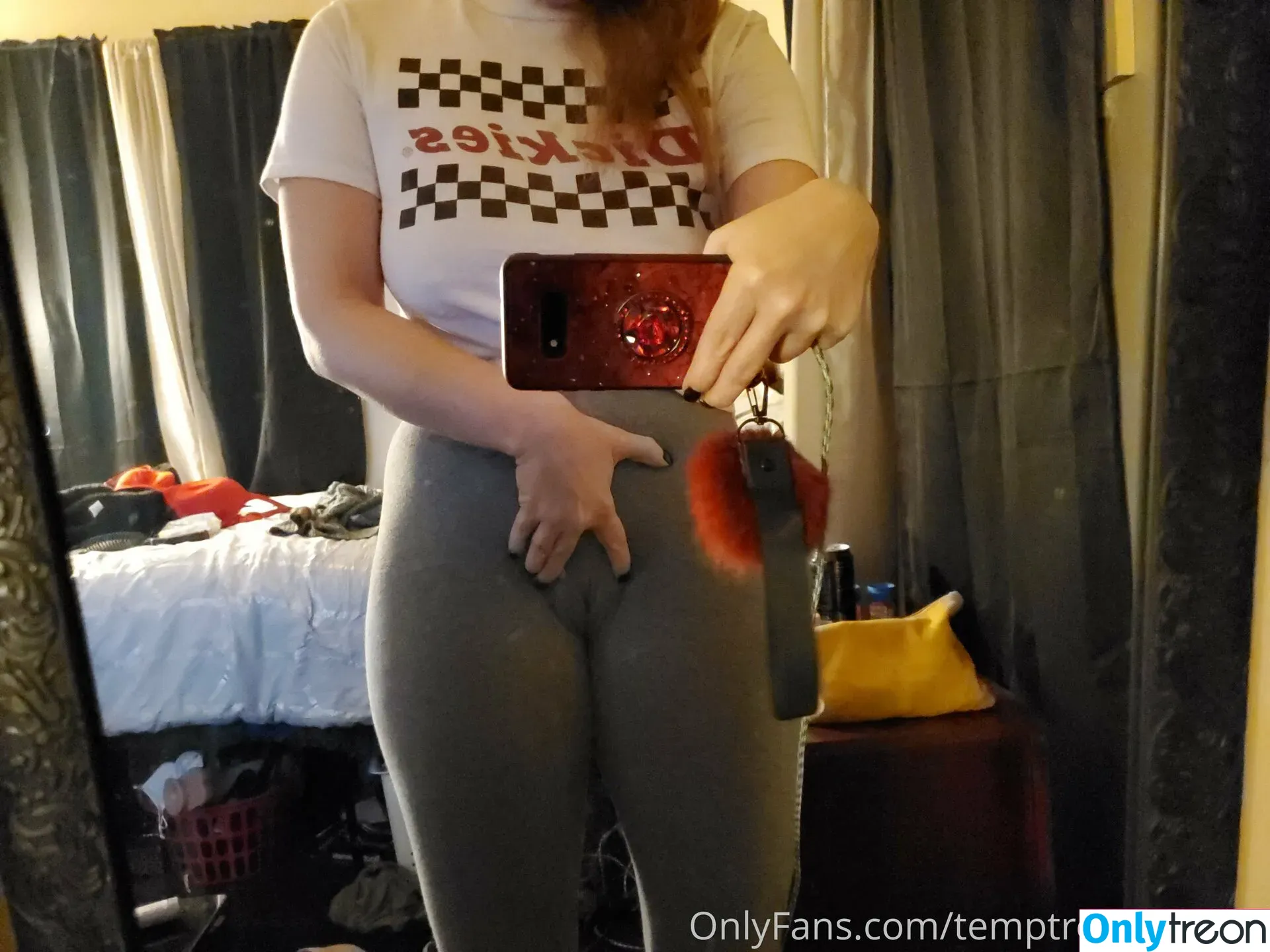 temptressqueen1 nude photo #0047 (LovelyLexiLumps / temptressqueen)