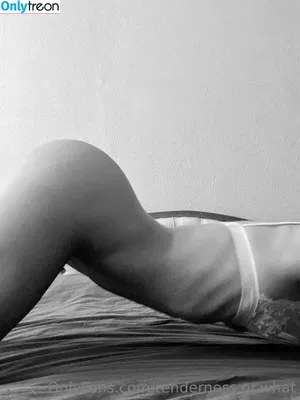  nude photo #0006