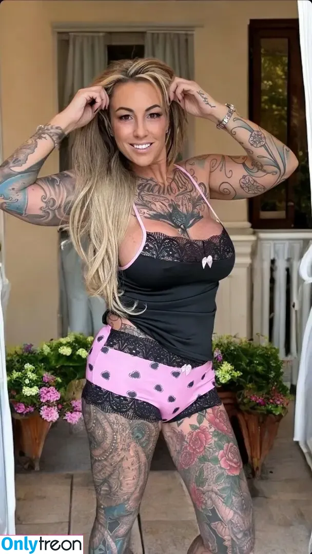tequilakayf nude photo #0001 (Tequila Kay / tequila_kayf)
