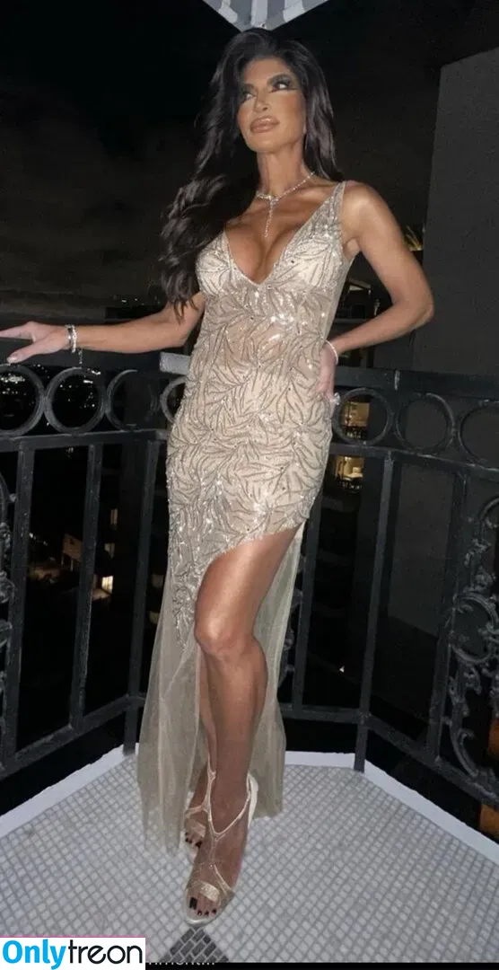 Teresa Giudice голая photo #0012 (teresagiudice)