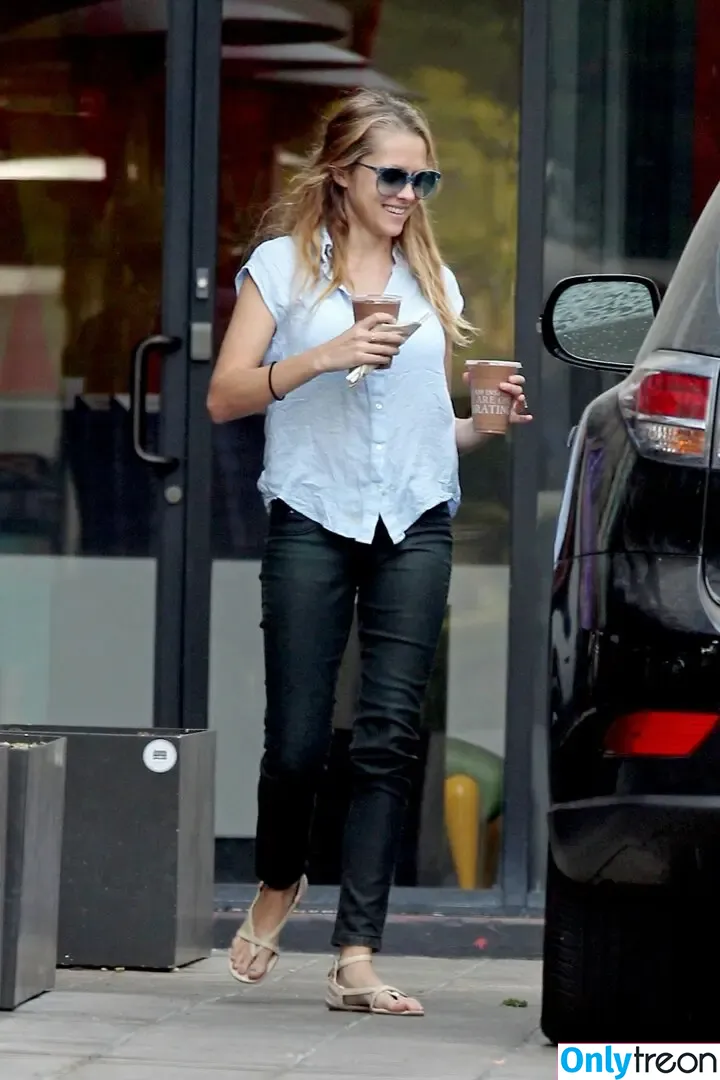 Teresa Palmer голая photo #0034 (teresapalmer)