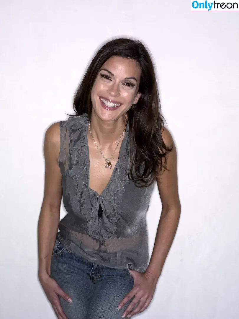 Teri Hatcher nude photo #0205 (officialterihatcher)