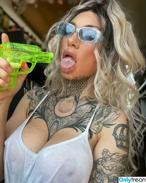 Tess Ambition / tessambitionofficial / tesstothetea / urbigtittybestie nude photo #0018