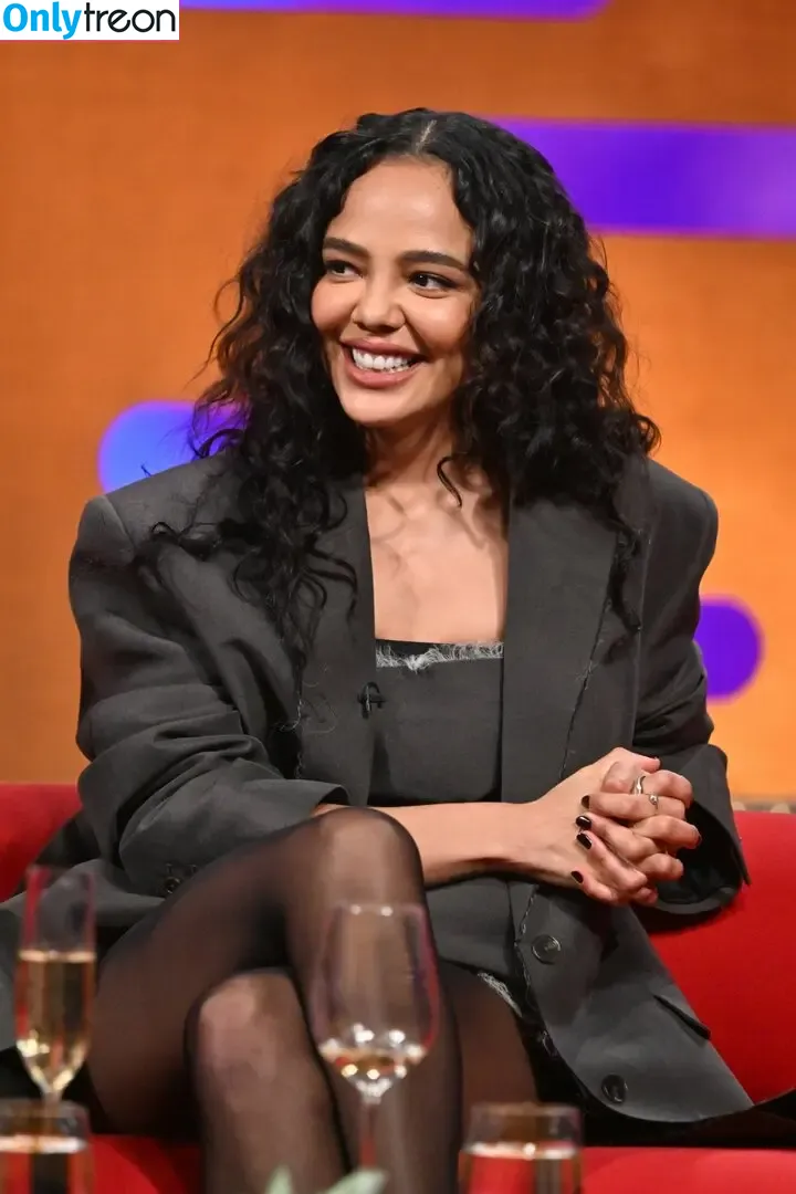 Tessa Thompson голая photo #0123 (tessamaethompson)