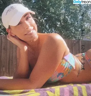 Texas hotwife Robyn.witha.y / robyn.witha.y nude photo #0040