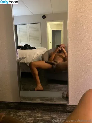 thahero2 / thethirdarrow nude photo #0015