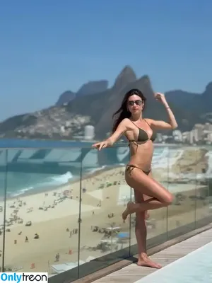 Thaila Ayala / thailaayala nude photo #0074