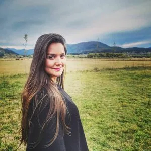 Thais Nakaguma / Canal Rota Livre Pelo Mundo / rotalivrepelomundo фото голая #0001