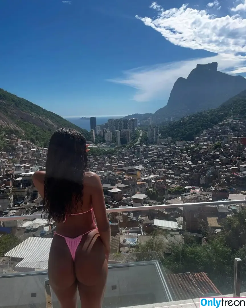 Thaissa Silva nude photo #0006 (thai_brgs)