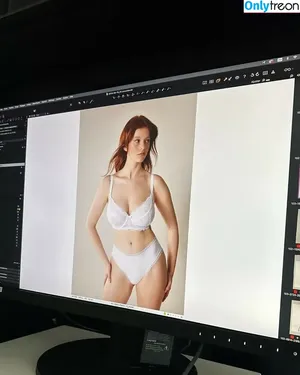 Thali Bouchard / sexychubbybuns / thalibouchard фото голая #0035