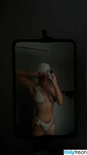 Thali Bouchard / sexychubbybuns / thalibouchard nude photo #0062