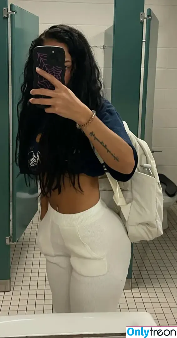 Thalia Mercedes голая photo #0029 (thalia_osuna32 / thaliamercedess)