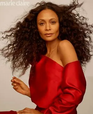 Thandie Newton / dropitlikeitstot / thanddd фото голая #0031