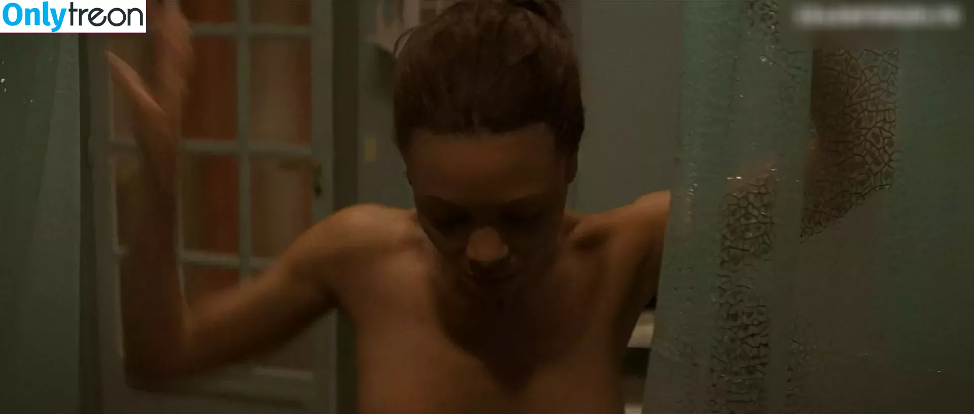 Thandie Newton nude photo #0084 (ThandiweNewton / dropitlikeitstot)