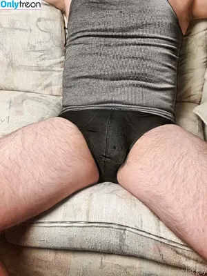 that.craigslist.guy / rylandadams nude photo #0010