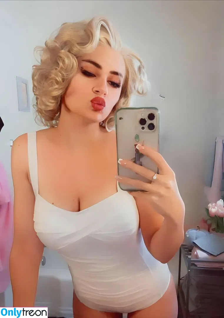 That Star Wars Girl nude photo #0050 (TSWG / thatstarwarsgirl77)