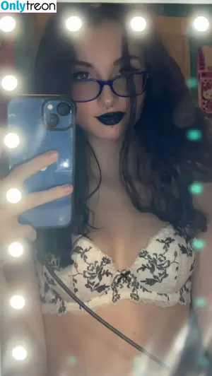Thatangelnamedamber / Angelnamedamber nude photo #0001