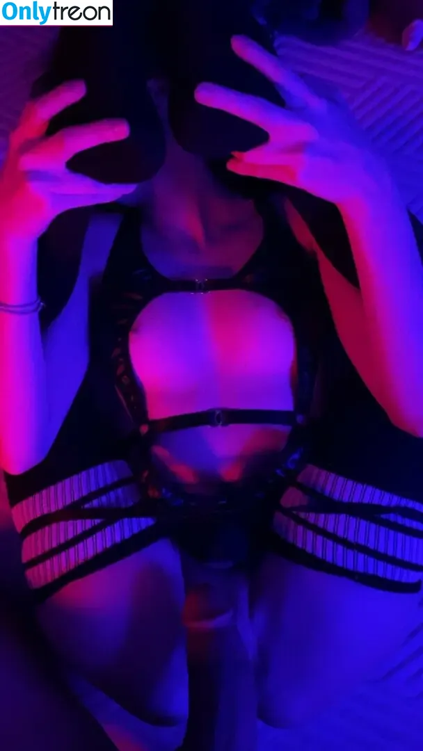 Thatangelnamedamber голая photo #0028 (Angelnamedamber)