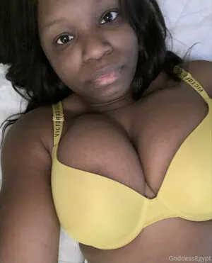 ThatChocoBxtch / thatchocobxtch2 nude photo #0009