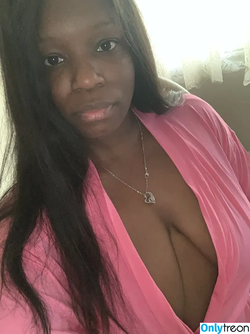 ThatChocoBxtch nude photo #0085 (thatchocobxtch2)