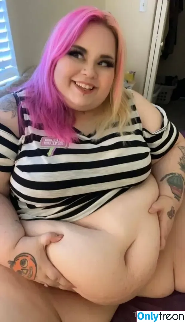 thatfatgemini nude photo #0093 (thatfatgemini)