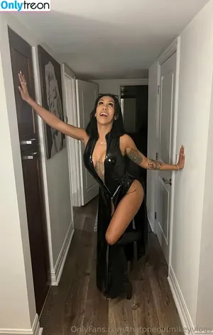 thatonegirlmikeyvlogs / thatgirlgiselle_ фото голая #0073