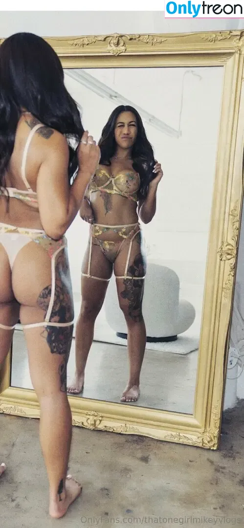 thatonegirlmikeyvlogs nude photo #0065 (thatgirlgiselle_)