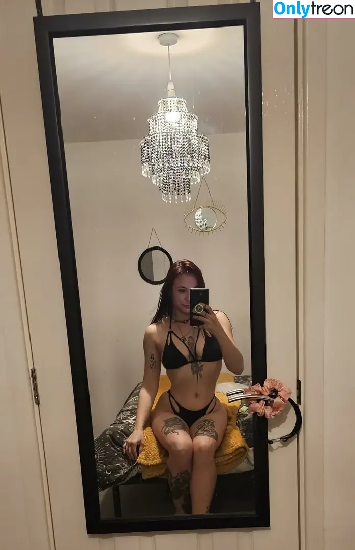 thatoneweirdgoth nude photo #0006 (Gothorita jones)