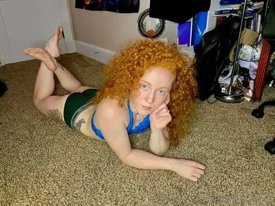 thatredheadedgirl6 / kelly_kat_6 nude photo #0010