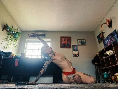 thatshortcutegirl / gods.punchingbag фото голая #0037