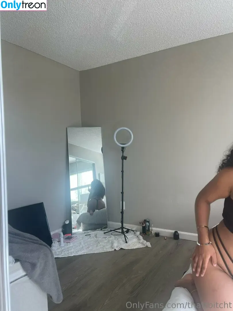 thattbitcht nude photo #0025 (thatt.bitch)