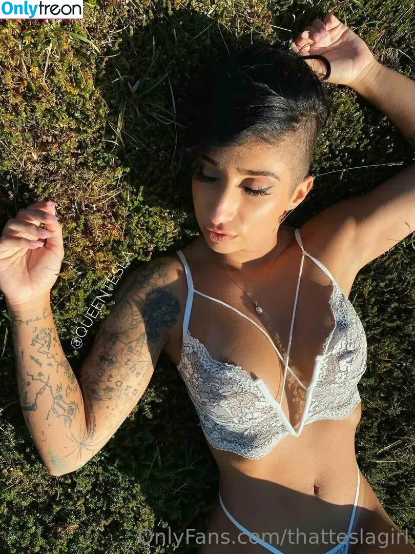 thatteslagirl голая photo #0066 (teslagirl90)