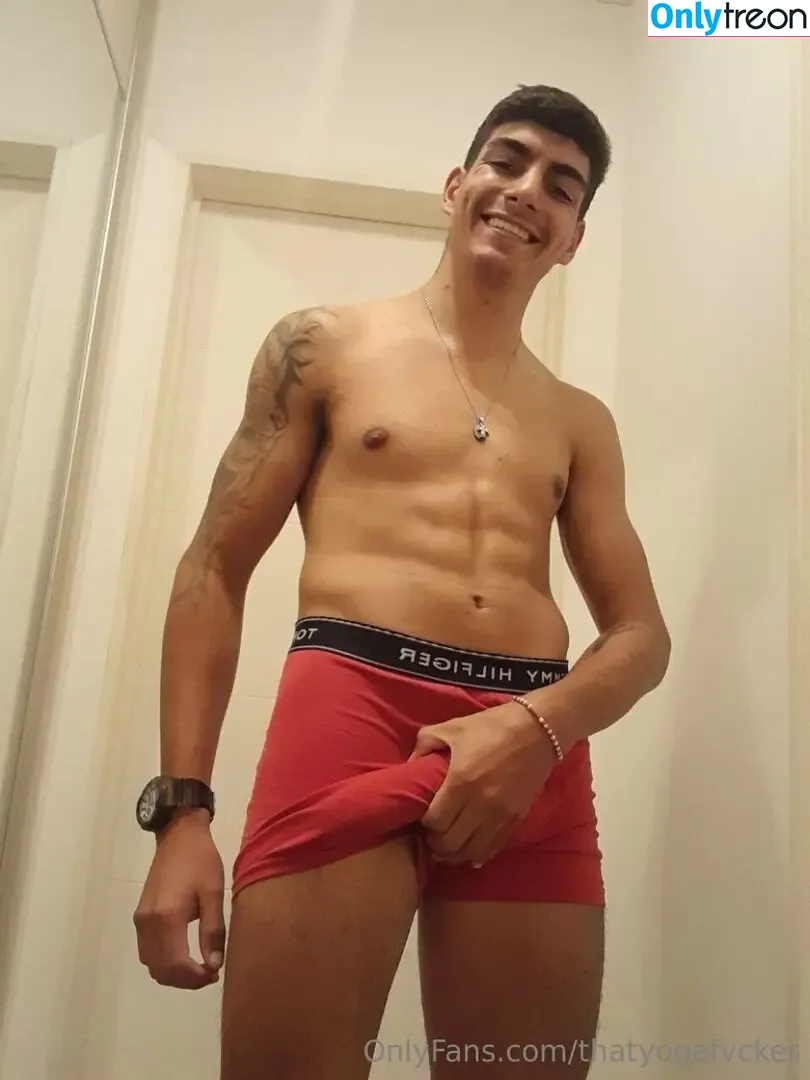 thatyogafvcker nude photo #0585 (thatyogafvcker)