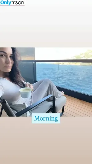 The Bella Twins: / Nikki Bella & Brie Bella / thenikkibella фото голая #0685
