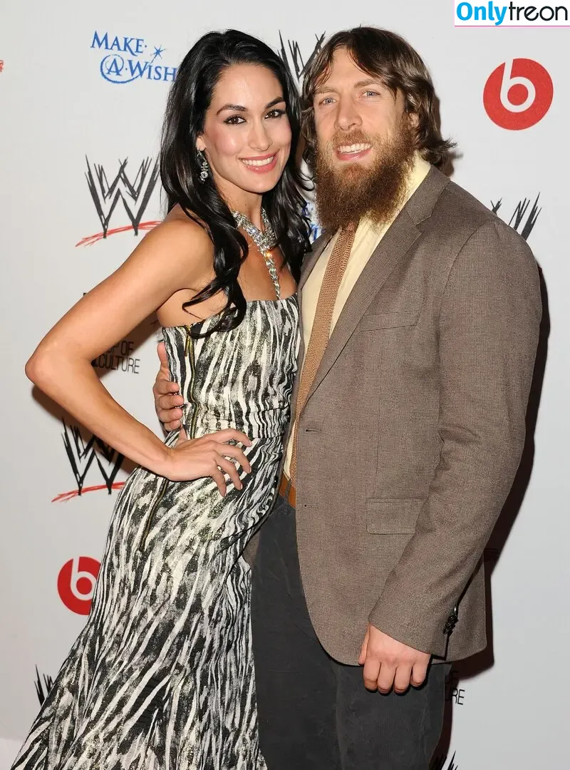 The Bella Twins: nude photo #0633 (Nikki Bella & Brie Bella / thenikkibella)